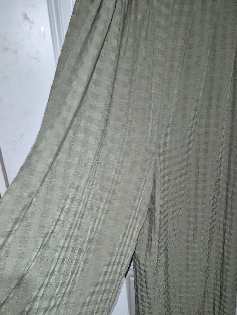 Light Olive Green Wide-Leg Textured Jumpsuit with Adjustable Straps 25 In Inseam - Picture 3 of 8